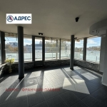 Заведение в Плевен, Идеален център - 255 кв.м за 863 €/кв.м - Снимка #1