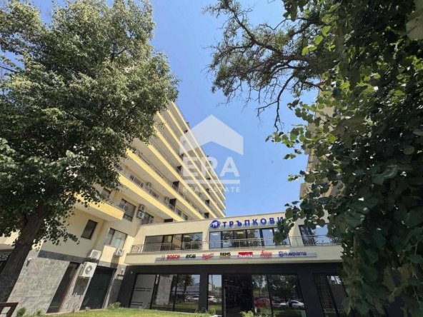 Тристаен апартамент в Варна, Победа - 109 кв.м за 2294 €/кв.м - Снимка #1