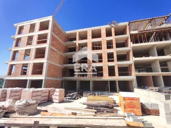 Двустаен апартамент в Варна, Владислав Варненчик - 69 кв.м за 1421 €/кв.м - Снимка #1