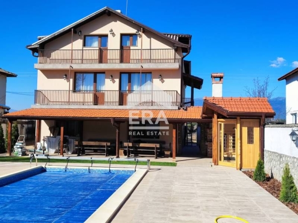 Хотел в с. Баня, Област Благоевград - 279 кв.м за 1506 €/кв.м - Снимка #1
