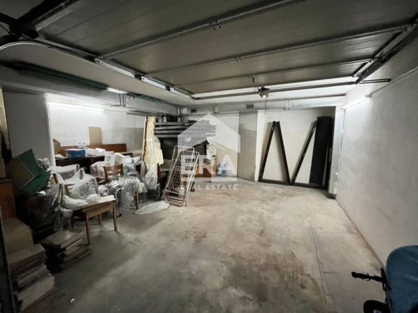 Дава се под наем Гараж / Паркомясто в София, Лозенец - 22 кв.м за 155 € - Снимка #1