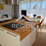 Дава се под наем Тристаен апартамент в Варна, Бриз - 90 кв.м за 867 € - Снимка #1