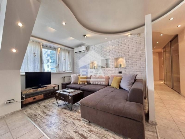 Тристаен апартамент в София, Гоце Делчев - 80 кв.м за 3438 €/кв.м - Снимка #1