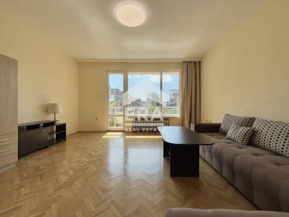 Тристаен апартамент в София, Гео Милев - 82 кв.м за 3903 €/кв.м - Снимка #1