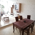 Дава се под наем Тристаен апартамент в София, Хладилника - 90 кв.м за 750 € - Снимка #1