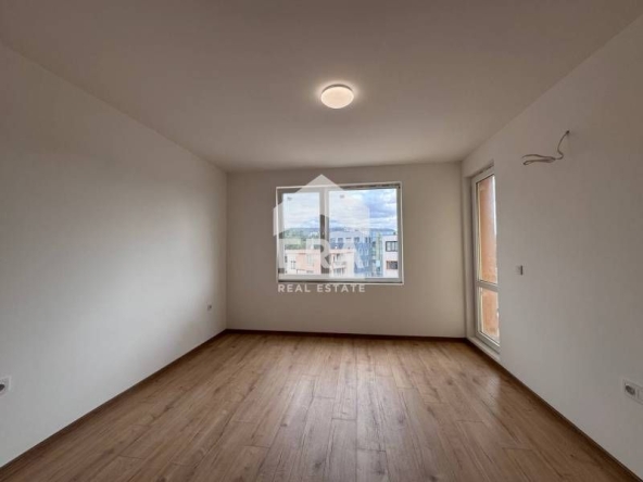 Двустаен апартамент в Варна, Младост 2 - 57 кв.м за 2369 €/кв.м - Снимка #1