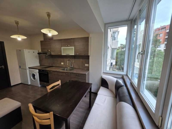 Дава се под наем Двустаен апартамент в София, Изток - 58 кв.м за 639 € - Снимка #1