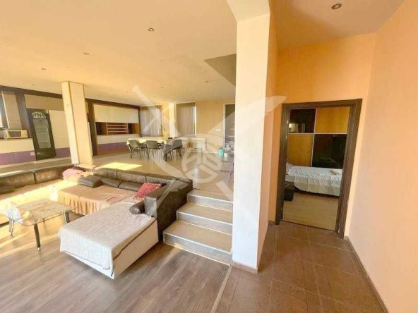 Къща в с. Каменар, Област Бургас - 300 кв.м за 1037 €/кв.м - Снимка #1