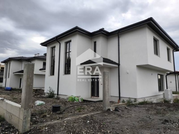 Къща в Хасково, Младежки хълм - 149 кв.м за 1269 €/кв.м - Снимка #1