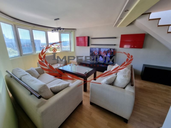 Дава се под наем Тристаен апартамент в Варна, Гръцка махала - 130 кв.м за 850 € - Снимка #1