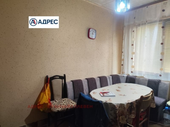 Двустаен апартамент в Враца, Дъбника - 65 кв.м за 1271 €/кв.м - Снимка #1
