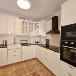 Дава се под наем Тристаен апартамент в Варна, Цветен квартал - 114 кв.м за 850 € - Снимка #1