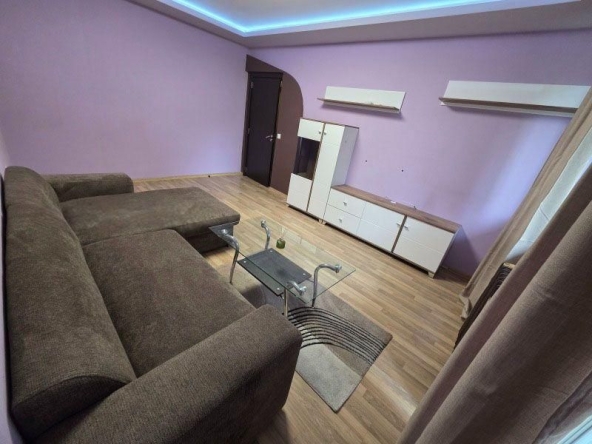 Дава се под наем Двустаен апартамент в София, Изток - 58 кв.м за 639 € - Снимка #1