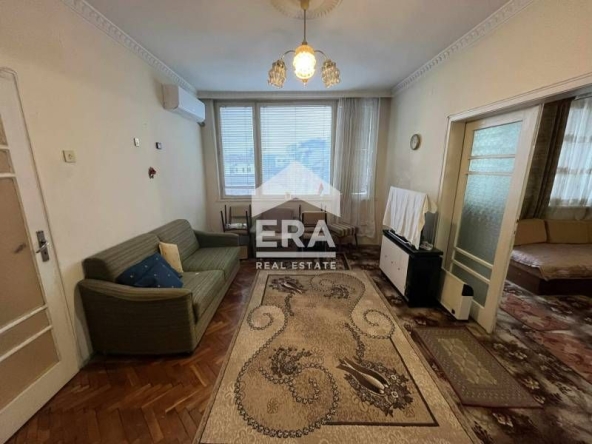 Двустаен апартамент в Варна, Център - 54 кв.м за 2686 €/кв.м - Снимка #1