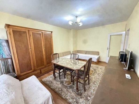 Дава се под наем Едностаен апартамент в Бургас, Братя Миладинови - 35 кв.м за 295.8 € - Снимка #1