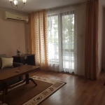 Дава се под наем Тристаен апартамент в Пловдив, Център - 95 кв.м за 600 € - Снимка #1