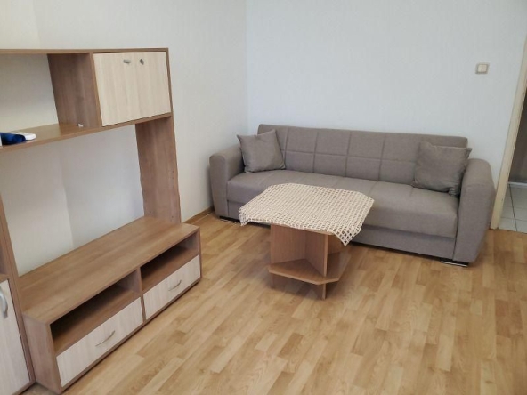 Дава се под наем Двустаен апартамент в Пловдив, Център - 65 кв.м за 357 € - Снимка #1