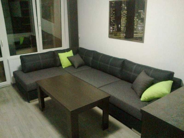 Дава се под наем Двустаен апартамент в Пловдив, Съдийски - 67 кв.м за 300 € - Снимка #1