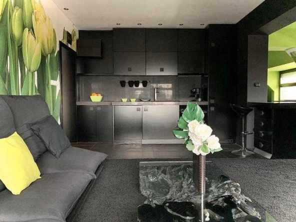 Едностаен апартамент в София, Център - 60 кв.м за 1417 €/кв.м - Снимка #1