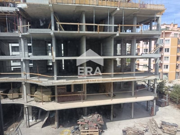 Тристаен апартамент в София, Левски В - 72 кв.м за 1625 €/кв.м - Снимка #1