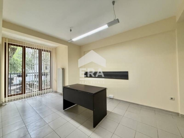 Дава се под наем Офис в София, Център - 105 кв.м за 1420 € - Снимка #1