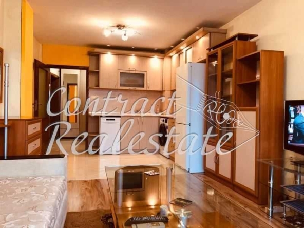 Дава се под наем Двустаен апартамент в Варна, Цветен квартал - 66 кв.м за 433.5 € - Снимка #1