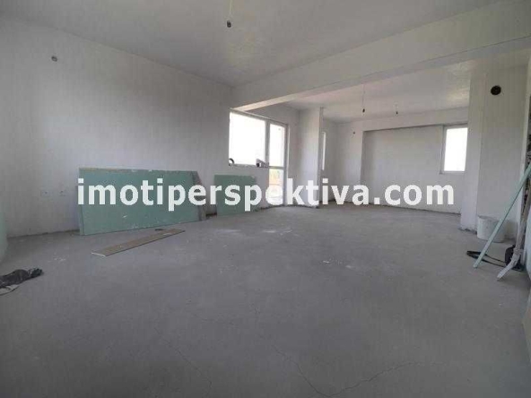 Тристаен апартамент в Пловдив, Беломорски - 120 кв.м за 1321 €/кв.м - Снимка #1