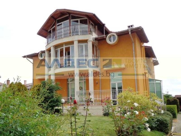 Къща в с. Бистрица, Област София-град - 630 кв.м за 1096 €/кв.м - Снимка #1