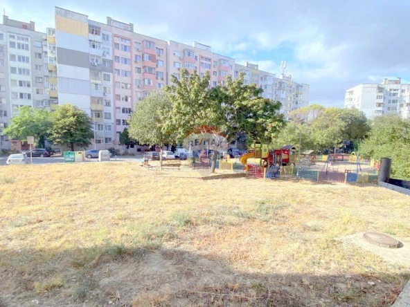 Двустаен апартамент в Варна, Кайсиева градина - 59 кв.м за 2204 €/кв.м - Снимка #1