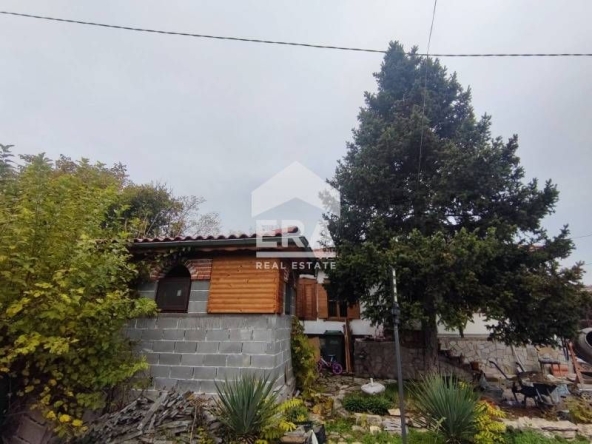 Къща в с. Златна ливада, Област Стара Загора - 100 кв.м за 450 €/кв.м - Снимка #1