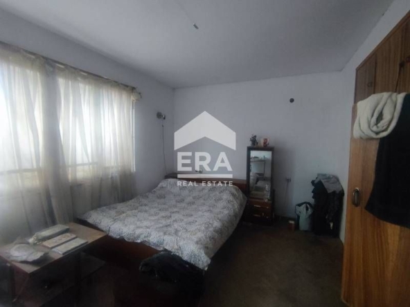 Тристаен апартамент в Хасково, Дружба 1 - 68 кв.м за 1275 €/кв.м - Снимка #1