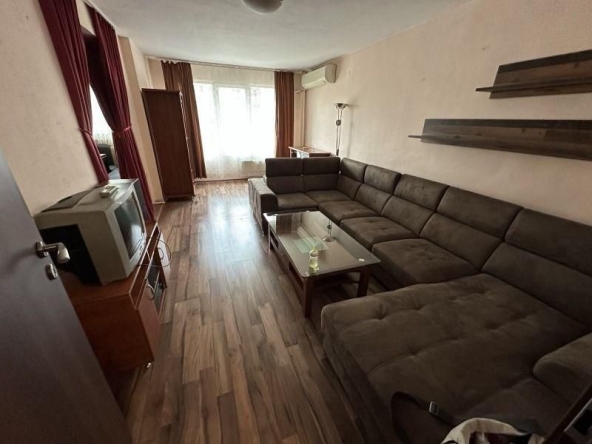 Дава се под наем Тристаен апартамент в София, Дружба 2 - 107 кв.м за 799 € - Снимка #1