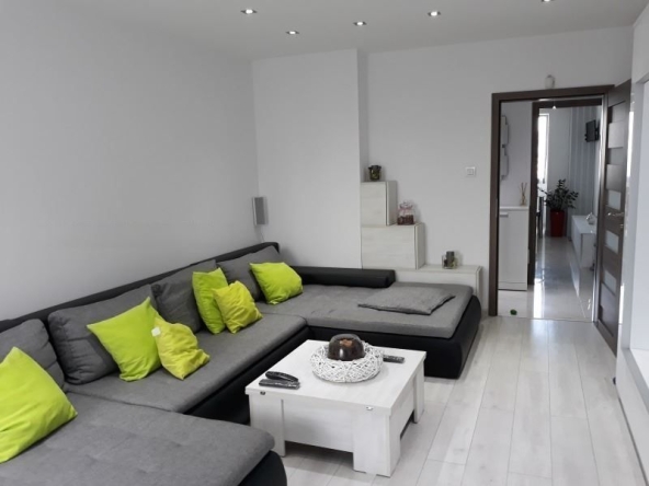 Тристаен апартамент в София, Красна поляна 3 - 90 кв.м за 2967 €/кв.м - Снимка #1