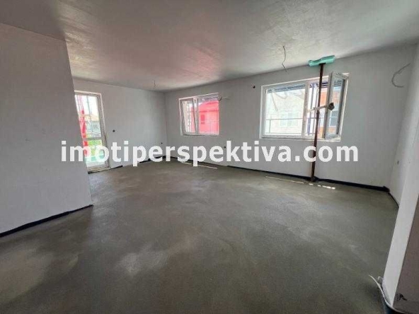 Тристаен апартамент в Пловдив, Христо Смирненски - 104 кв.м за 1183 €/кв.м - Снимка #1