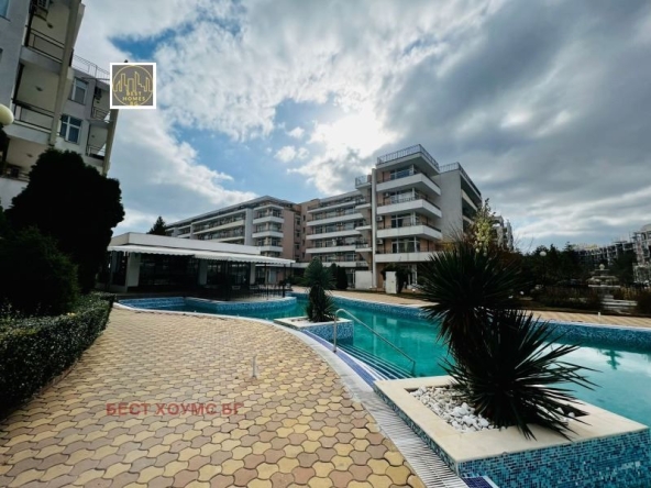 Тристаен апартамент в к.к. Слънчев бряг - 118 кв.м за 662 €/кв.м - Снимка #1