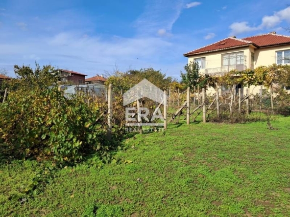 Парцел в с. Страшимирово, Област Варна - 340 кв.м за 148 €/кв.м - Снимка #1