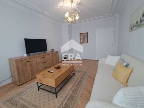 Дава се под наем Тристаен апартамент в Варна, Чайка - 70 кв.м за 650 € - Снимка #1