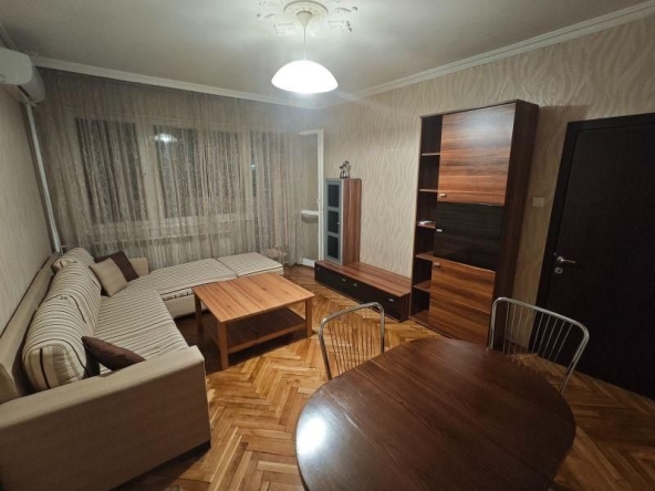 Дава се под наем Двустаен апартамент в София, Свобода - 68 кв.м за 449 € - Снимка #1