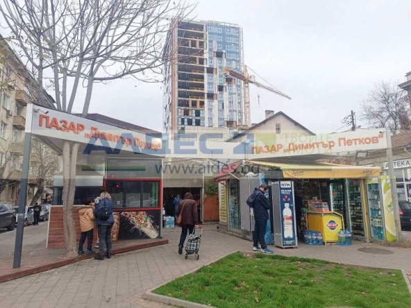 Двустаен апартамент в София, Света Троица - 69 кв.м за 2363 €/кв.м - Снимка #1