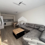 Дава се под наем Двустаен апартамент в Варна, Център - 75 кв.м за 650 € - Снимка #1