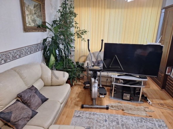 Тристаен апартамент в София, Люлин 9 - 98 кв.м за 1837 €/кв.м - Снимка #1