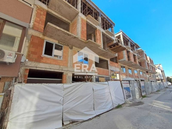 Двустаен апартамент в Варна, Трошево - 47 кв.м за 1649 €/кв.м - Снимка #1