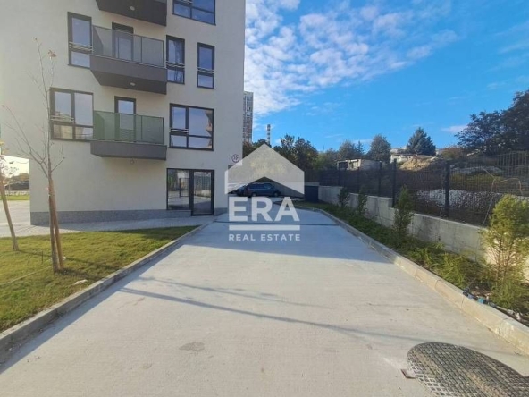 Гараж / Паркомясто в Варна, Възраждане 1 - 13 кв.м за 2000 €/кв.м - Снимка #1