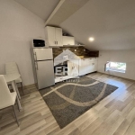 Дава се под наем Двустаен апартамент в Хасково, Овчарски - 55 кв.м за 204 € - Снимка #1