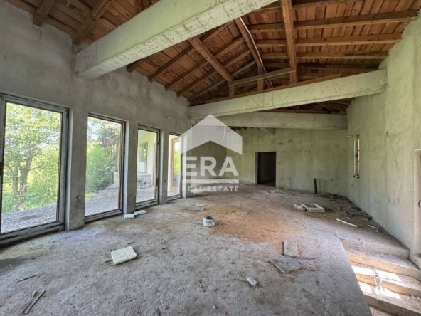 Къща в с. Дунавец, Област Силистра - 447 кв.м за 281 €/кв.м - Снимка #1