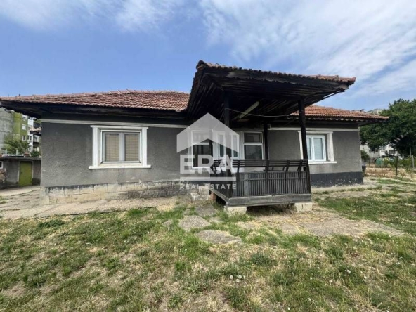 Къща в с. Айдемир, Област Силистра - 39 кв.м за 693 €/кв.м - Снимка #1