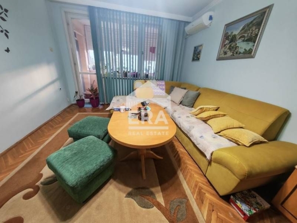 Тристаен апартамент в Силистра, Митница - 99 кв.м за 1152 €/кв.м - Снимка #1