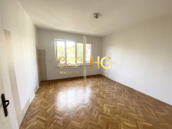 Четиристаен апартамент в Варна, Окръжна болница - 126 кв.м за 1584 €/кв.м - Снимка #1