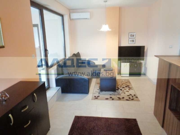 Дава се под наем Тристаен апартамент в София, Полигона - 105 кв.м за 816 € - Снимка #1