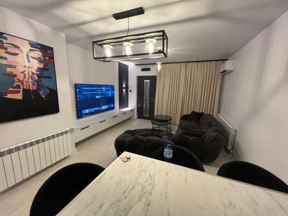 Дава се под наем Тристаен апартамент в София, Манастирски ливади - 100 кв.м за 1594.77 € - Снимка #1